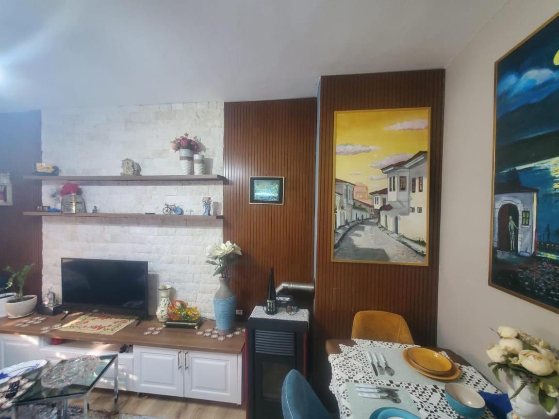 Apartamenti8 Korca Экстерьер фото